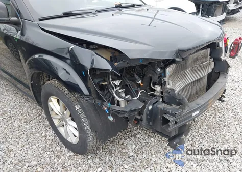 2017 Dodge Journey Sxt z USA, uszkodzony, nr VIN 3C4PDCBG5HT572968